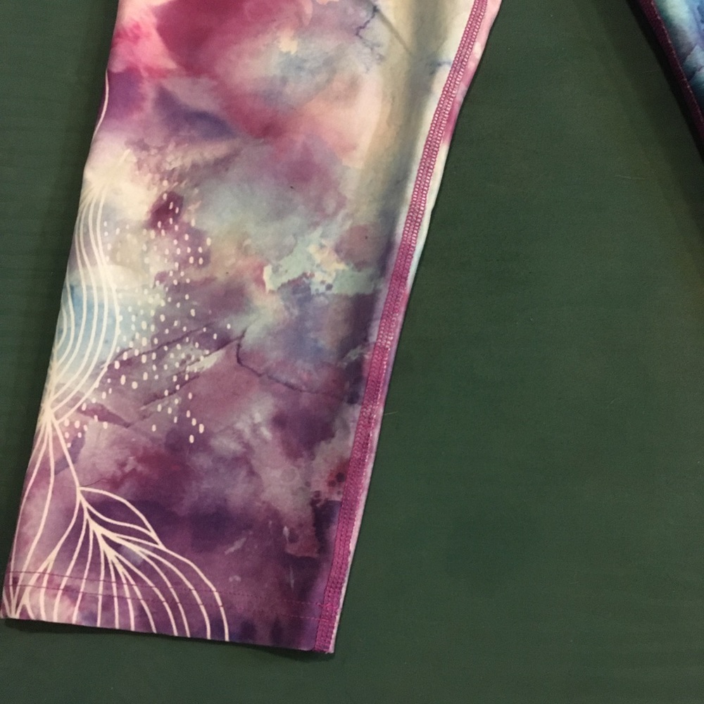 InnerFire Leggings - Picture 4 of 5